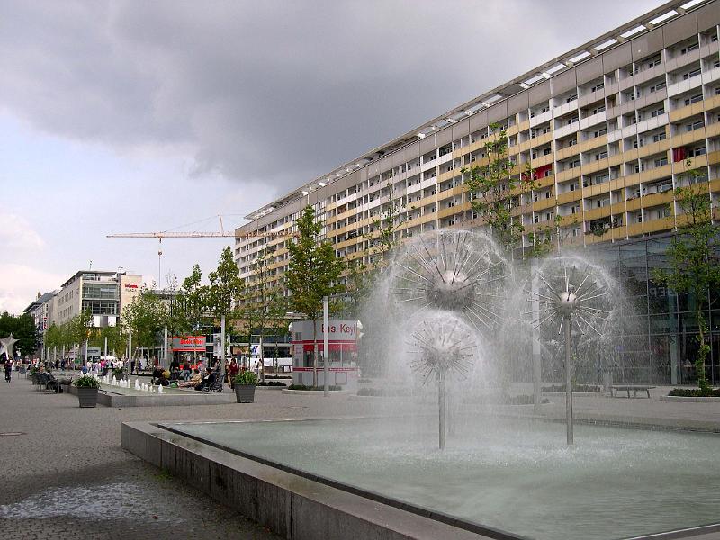 2006-09-20, Prager Straße (1).JPG